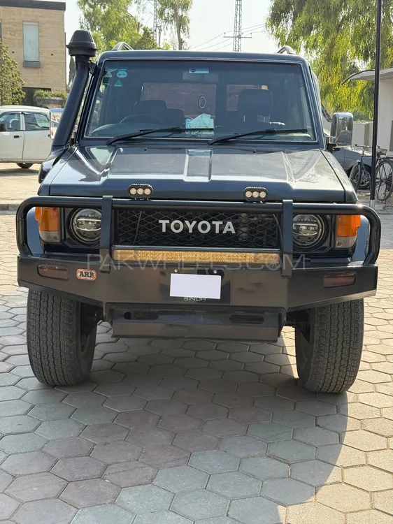 Toyota Land Cruiser 1987 for Sale in Islamabad Image-1