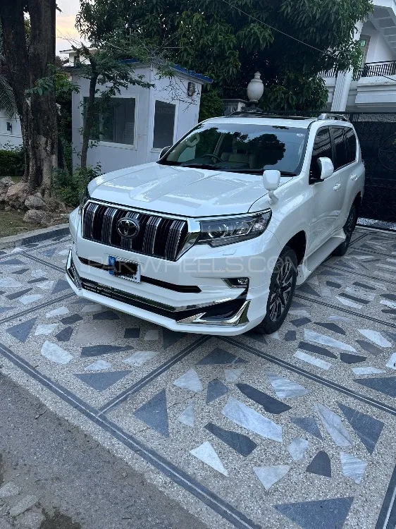 Toyota Prado 2021 for Sale in Islamabad Image-1