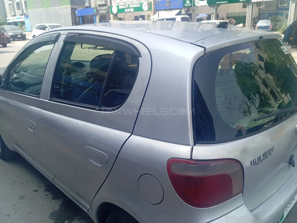 Toyota Vitz 1999 for Sale in Peshawar Image-1
