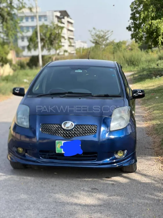 Toyota Vitz 2011 for Sale in Jhelum Image-1