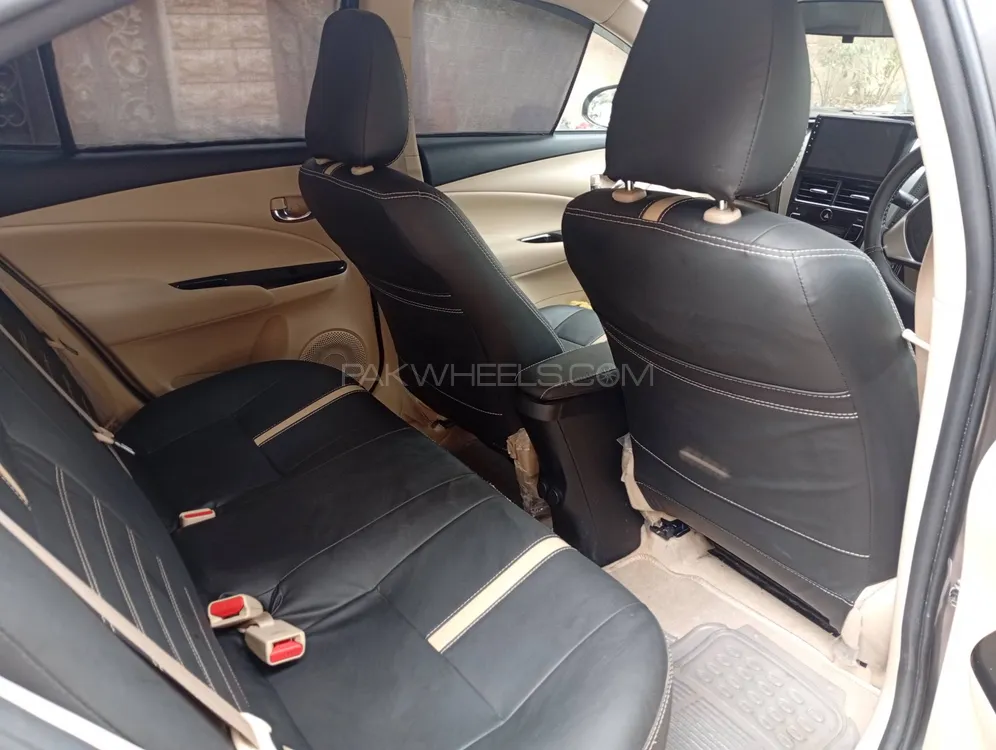 Toyota Yaris Sedan 2022 for Sale in Karachi Image-1