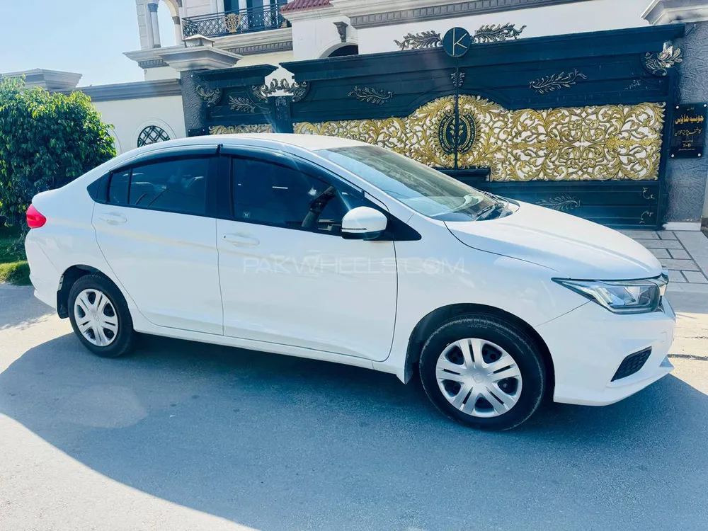 Honda City 2024 for Sale in Chishtian Image-1