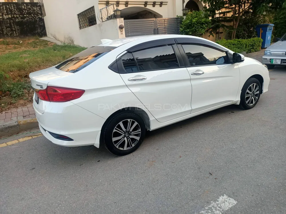 Honda City 2022 for Sale in Islamabad Image-1