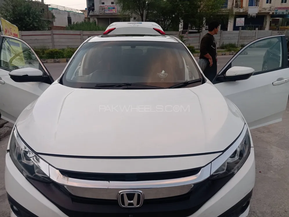 Honda Civic 2018 for Sale in Islamabad Image-1