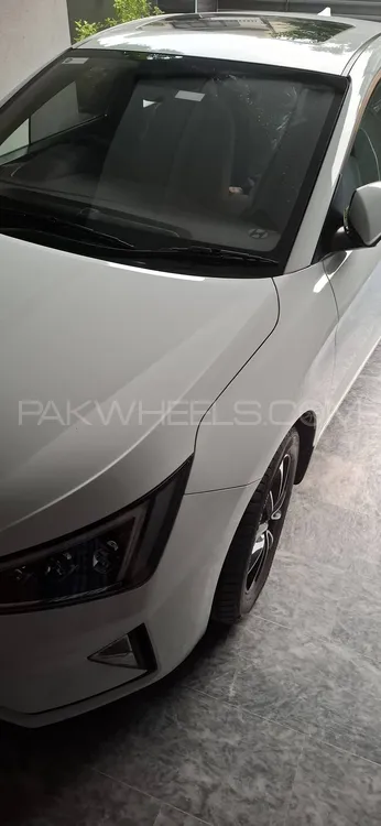 Hyundai Elantra 2023 for Sale in Lahore Image-1