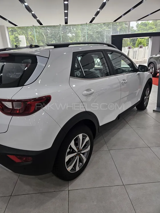 KIA Stonic 2025 for Sale in Lahore Image-1