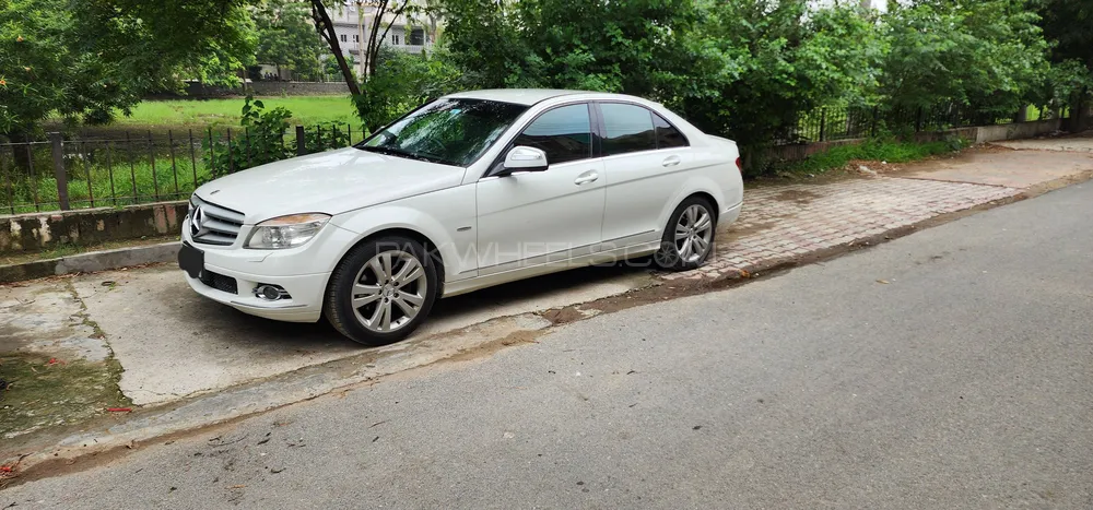 Mercedes Benz C Class 2007 for Sale in Lahore Image-1