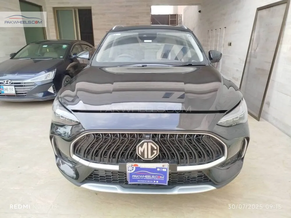 MG HS 2025 for Sale in Faisalabad Image-1
