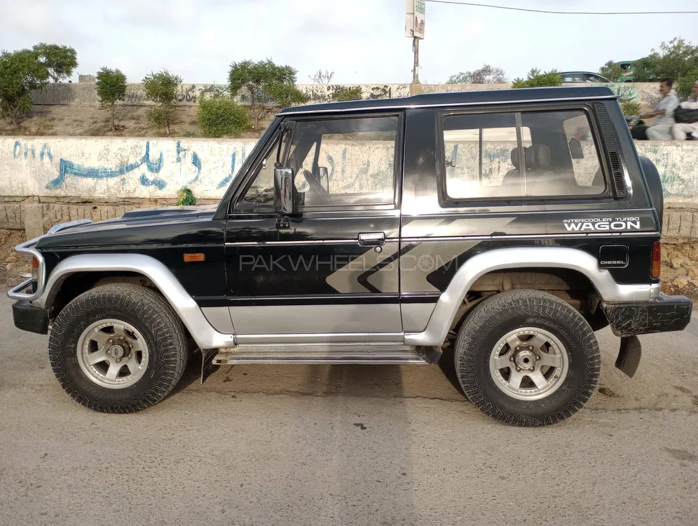 Mitsubishi Pajero 1990 for Sale in Karachi Image-1
