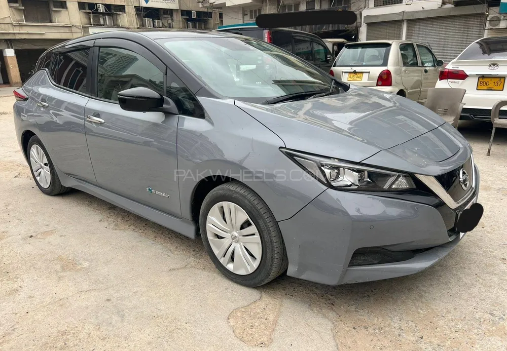 Nissan Leaf 2020 for Sale in Karachi Image-1