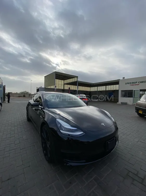 Tesla Model 3 2020 for Sale in Karachi Image-1
