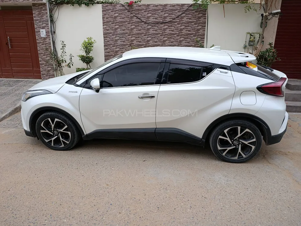 Toyota C-HR 2020 for Sale in Karachi Image-1