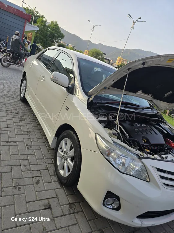 Toyota Corolla 2013 for Sale in Islamabad Image-1