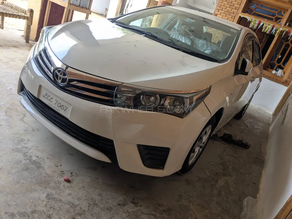Toyota Corolla 2017 for Sale in Charsadda Image-1