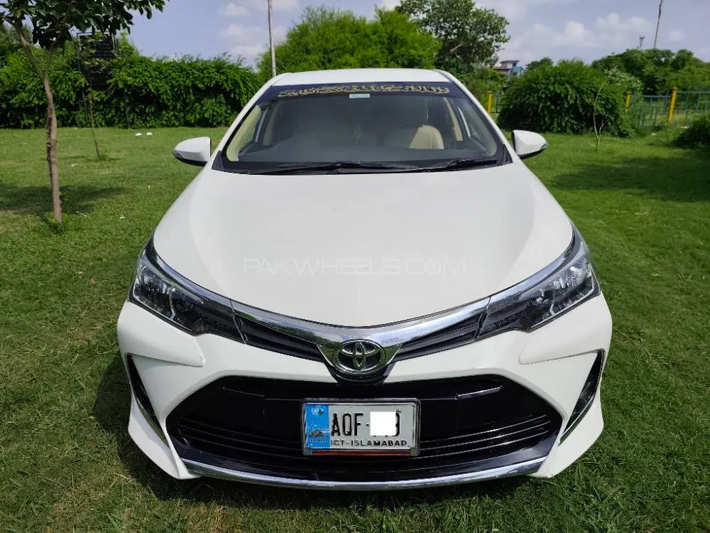 Toyota Corolla 2019 for Sale in Islamabad Image-1