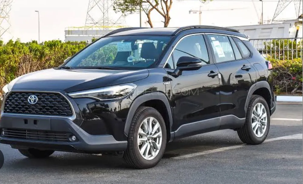 Toyota Corolla Cross 2024 for Sale in Faisalabad Image-1