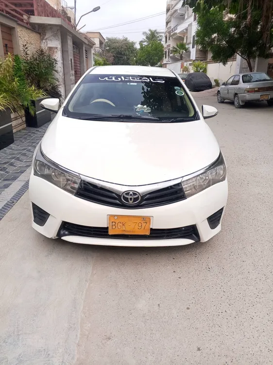 Toyota Corolla 2016 for Sale in Karachi Image-1