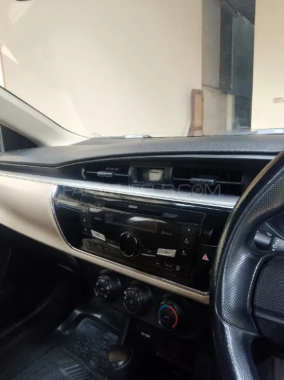 Toyota Corolla 2014 for Sale in Sialkot Image-1
