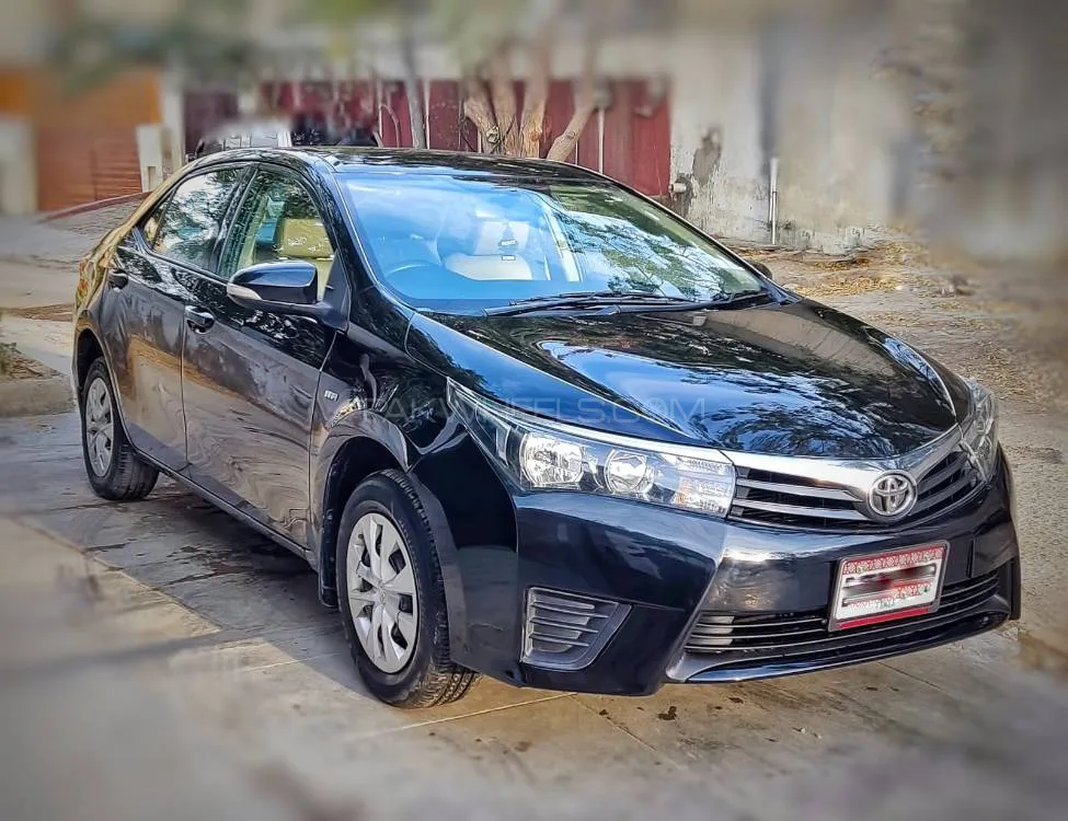 Toyota Corolla 2016 for Sale in Karachi Image-1