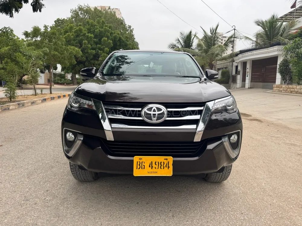 Toyota Fortuner 2017 for Sale in Karachi Image-1
