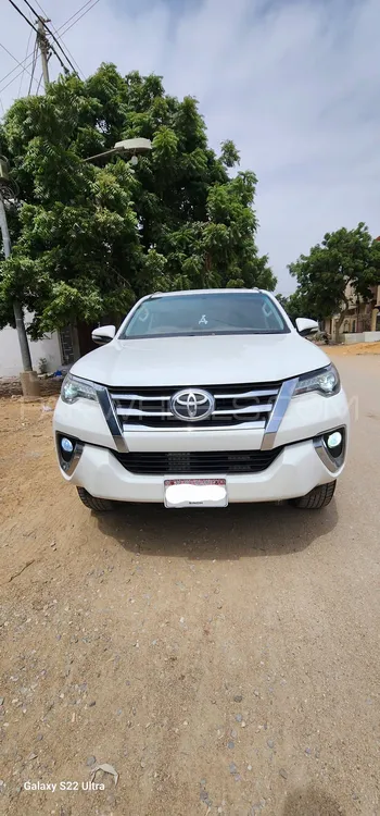 Toyota Fortuner 2017 for Sale in Karachi Image-1