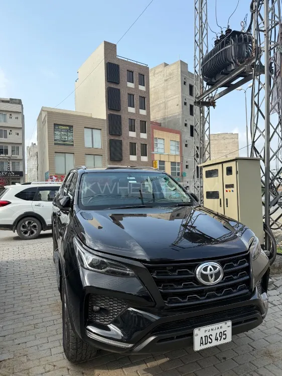 Toyota Fortuner 2021 for Sale in Lahore Image-1