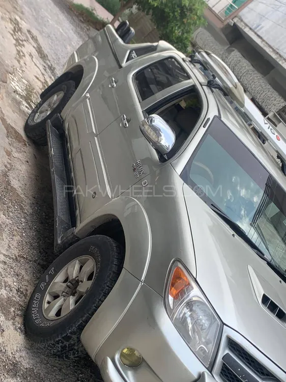Toyota Hilux 2007 for Sale in Islamabad Image-1