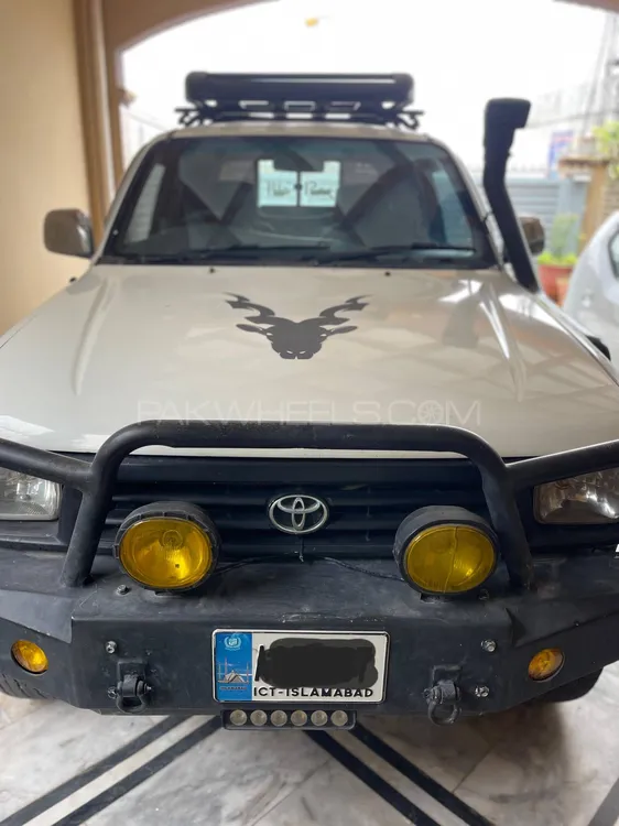 Toyota Hilux 1999 for Sale in Islamabad Image-1
