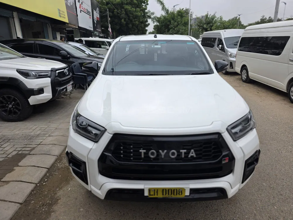 Toyota Hilux 2023 for Sale in Karachi Image-1