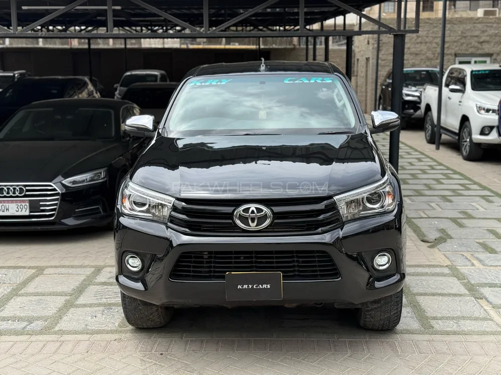 Toyota Hilux 2018 for Sale in Karachi Image-1
