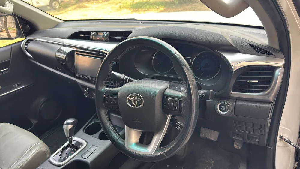 Toyota Hilux 2019 for Sale in Lahore Image-1