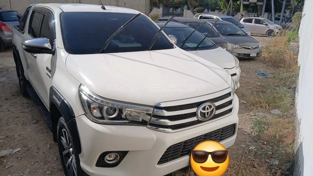 Toyota Hilux 2020 for Sale in Karachi Image-1