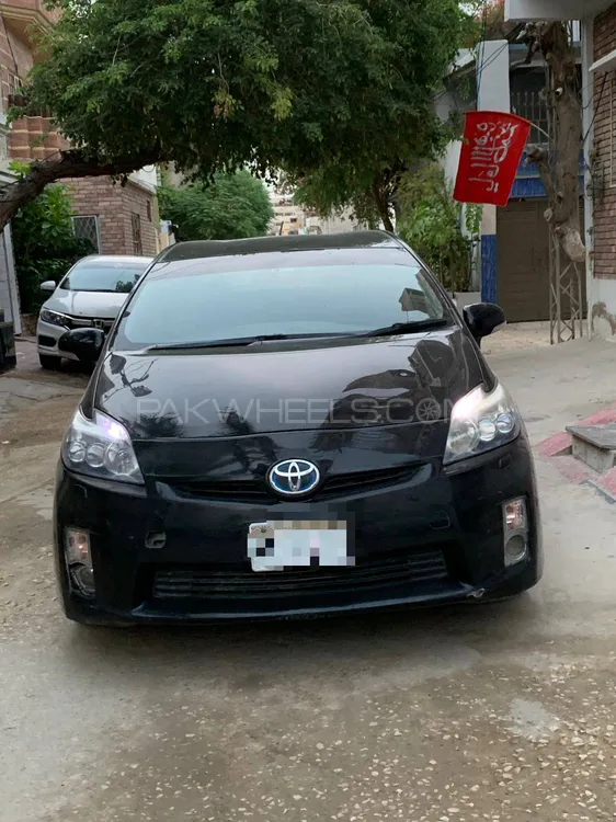 Toyota Prius 2011 for Sale in Hyderabad Image-1