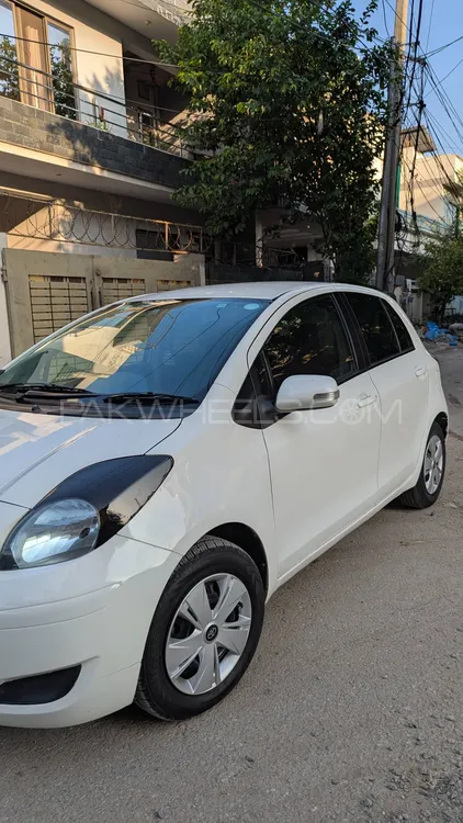 Toyota Vitz 2008 for Sale in Islamabad Image-1