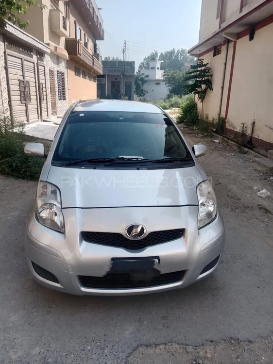 Toyota Vitz 2009 for Sale in Charsadda Image-1