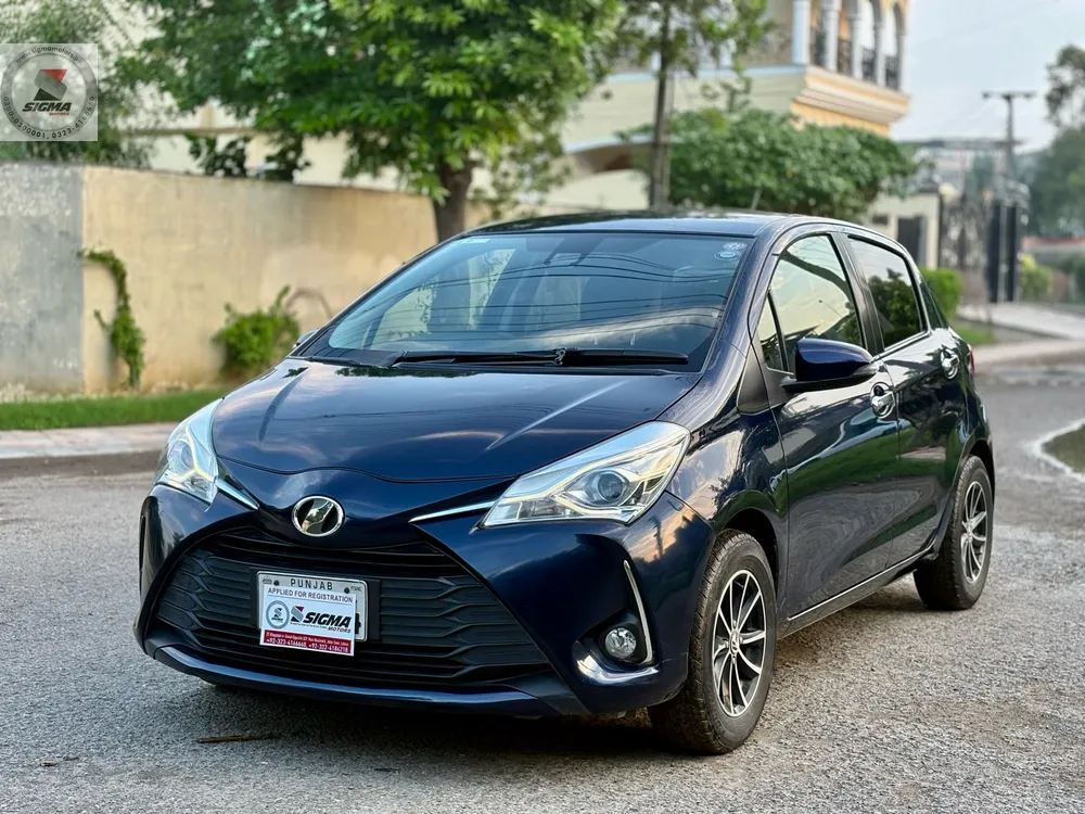 Toyota Vitz 2019 for Sale in Lahore Image-1