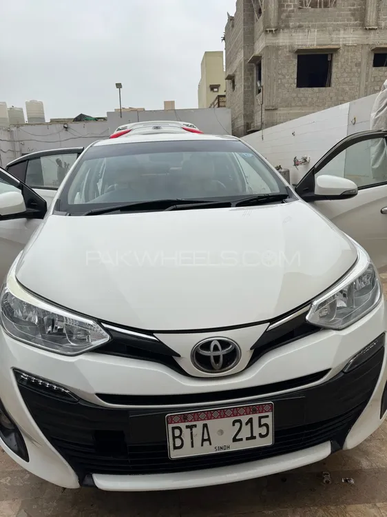 Toyota Yaris Sedan 2021 for Sale in Karachi Image-1