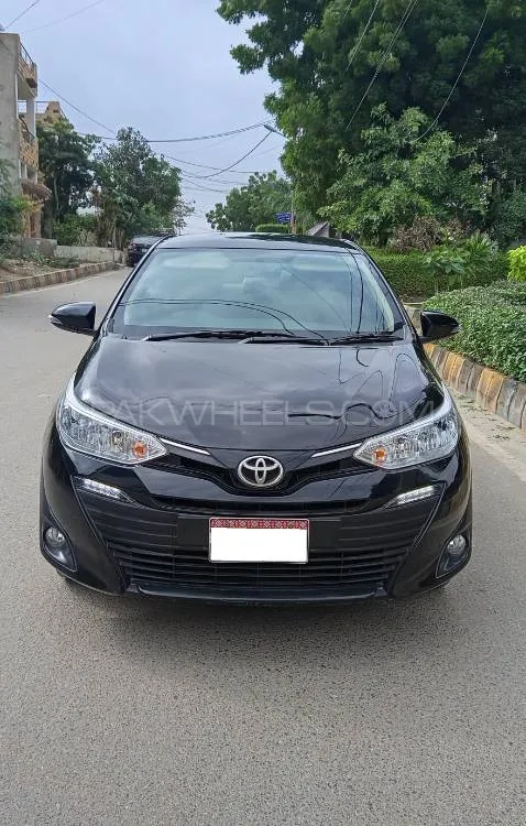 Toyota Yaris Sedan 2022 for Sale in Karachi Image-1