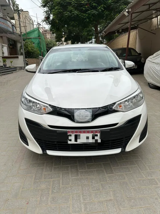 Toyota Yaris Sedan 2022 for Sale in Karachi Image-1