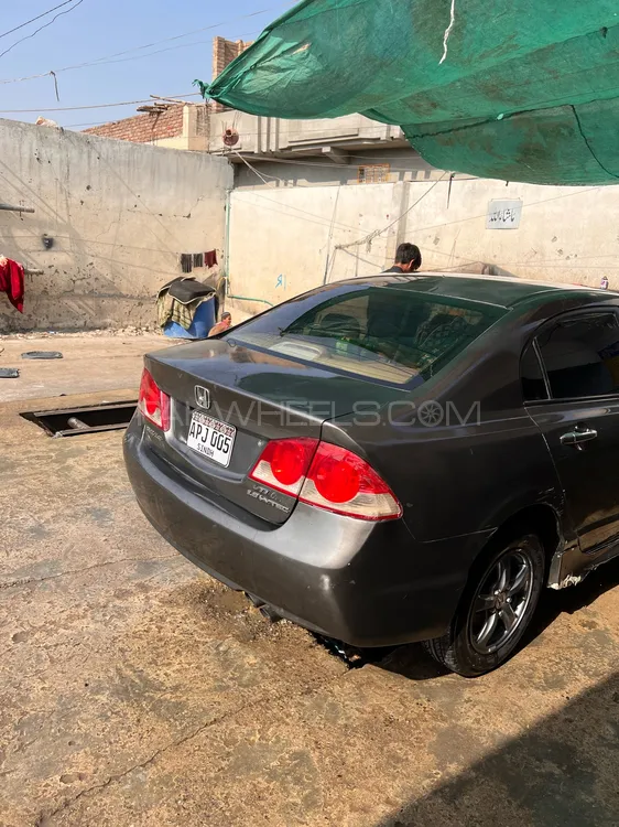 Honda Civic 2007 for Sale in Nowshera Image-1