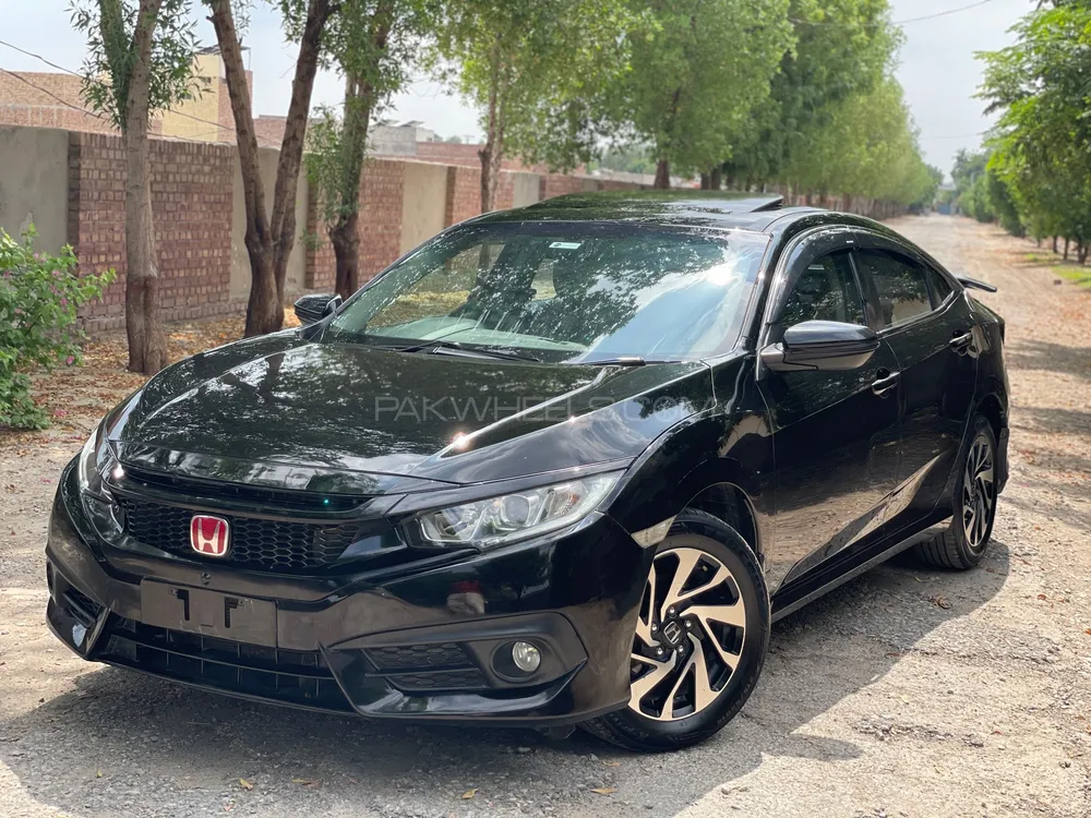 Honda Civic 2017 for Sale in Sadiqabad Image-1