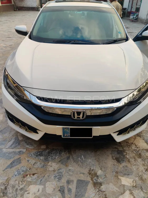 Honda Civic 2020 for Sale in Peshawar Image-1