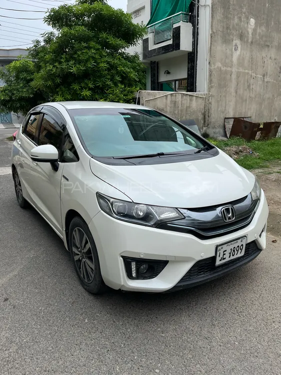 Honda Fit 2014 for Sale in Lahore Image-1