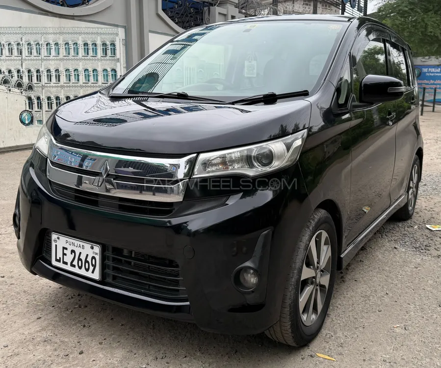 Mitsubishi EK Custom 2013 for Sale in Lahore Image-1