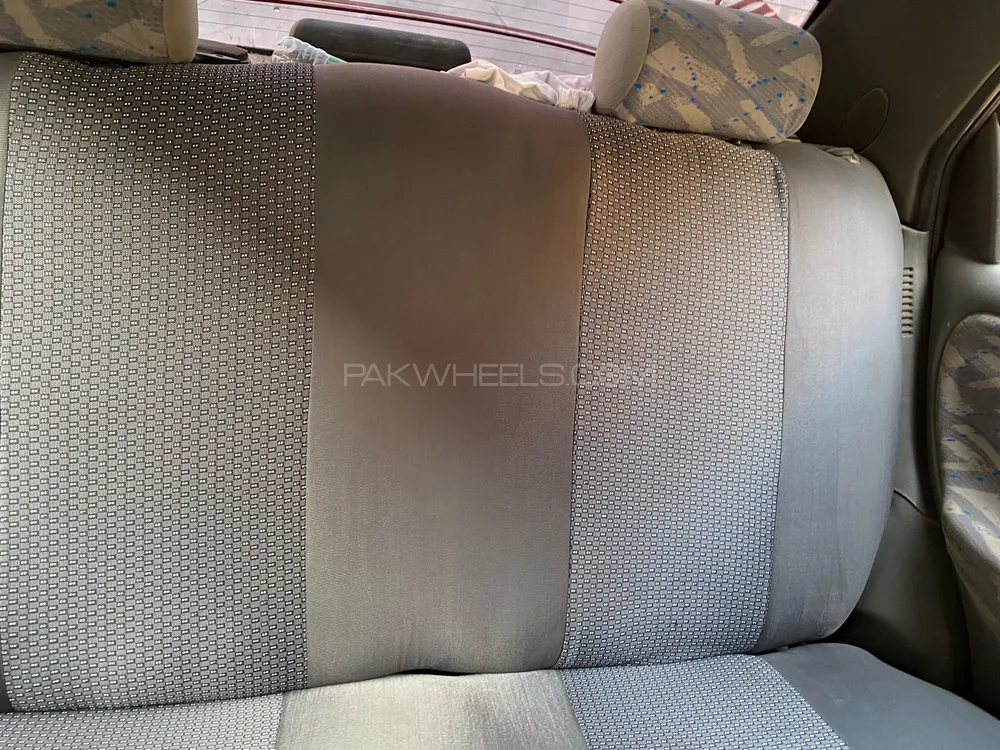 Suzuki Baleno 2004 for Sale in Shahpur Saddar Image-1