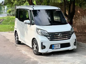 Nissan Dayz Roox 2014 for Sale