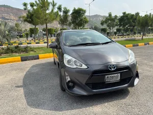 Toyota Aqua S 2015 for Sale