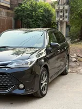Toyota Corolla Fielder Hybrid G  WB  2015 for Sale