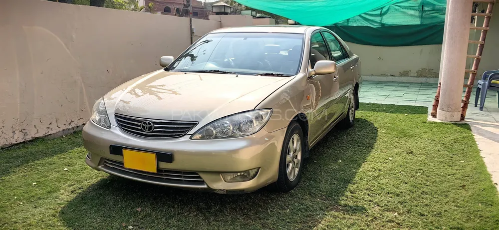 Toyota Camry 2005 for Sale in Lahore Image-1