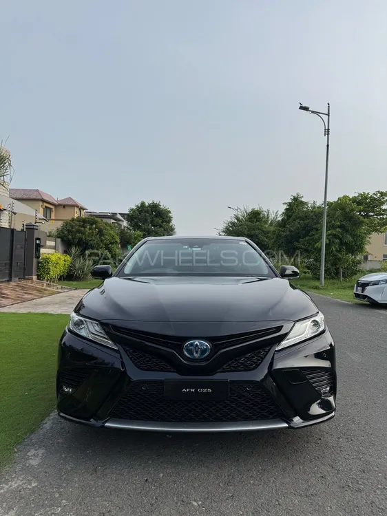 Toyota Camry 2019 for Sale in Lahore Image-1